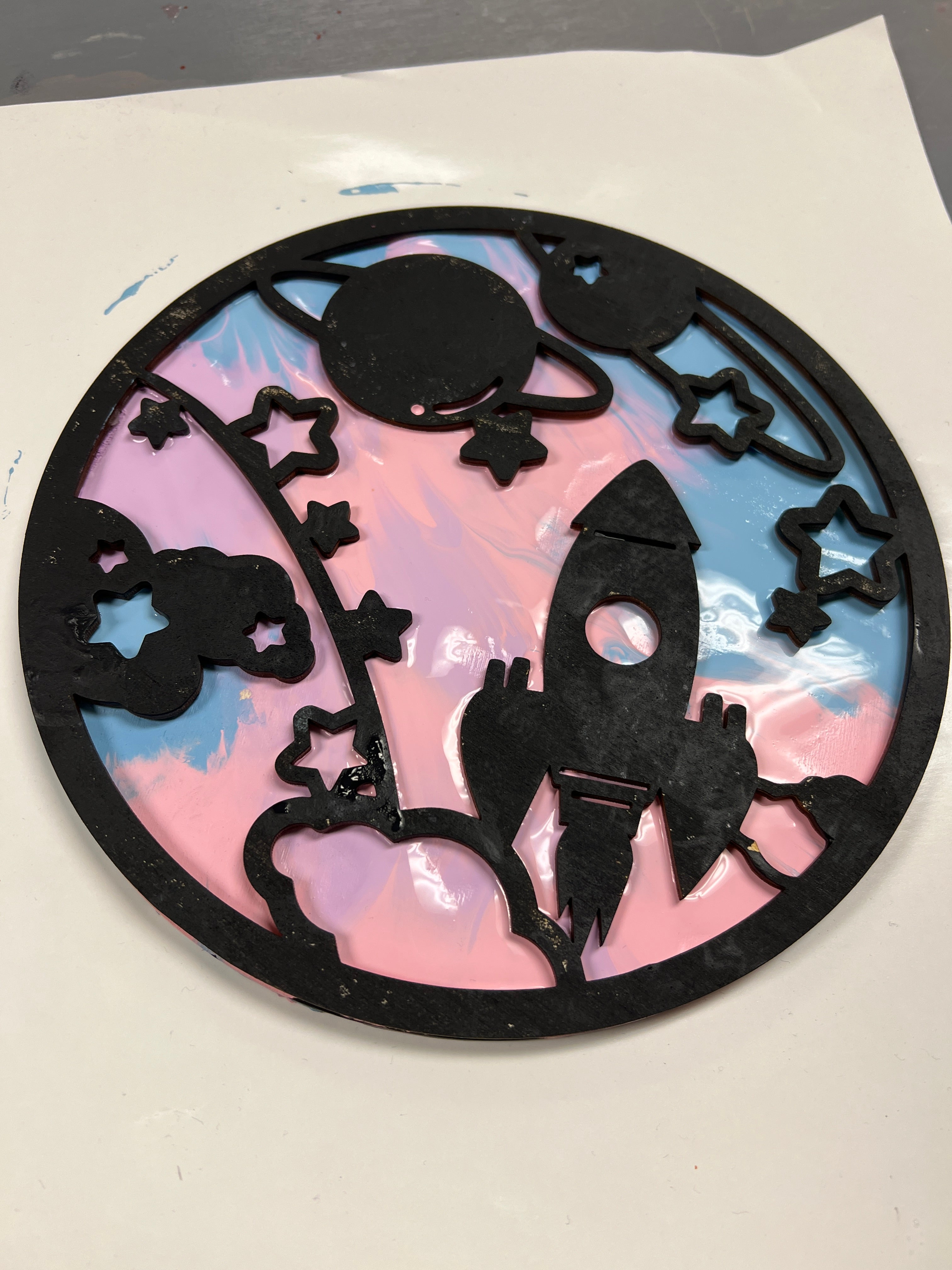 3D Dirty Pour Wood Silhouette Party