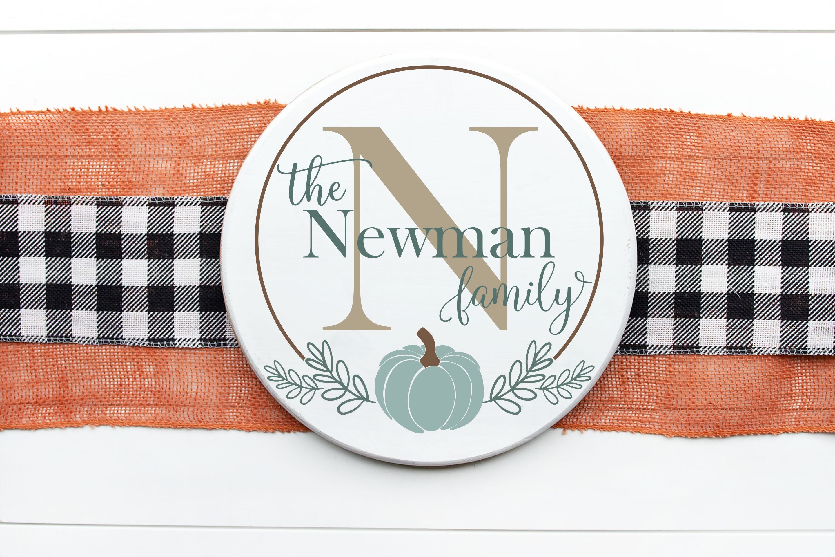 Welcome Fall & Halloween: Planks, Pallets & Rounds