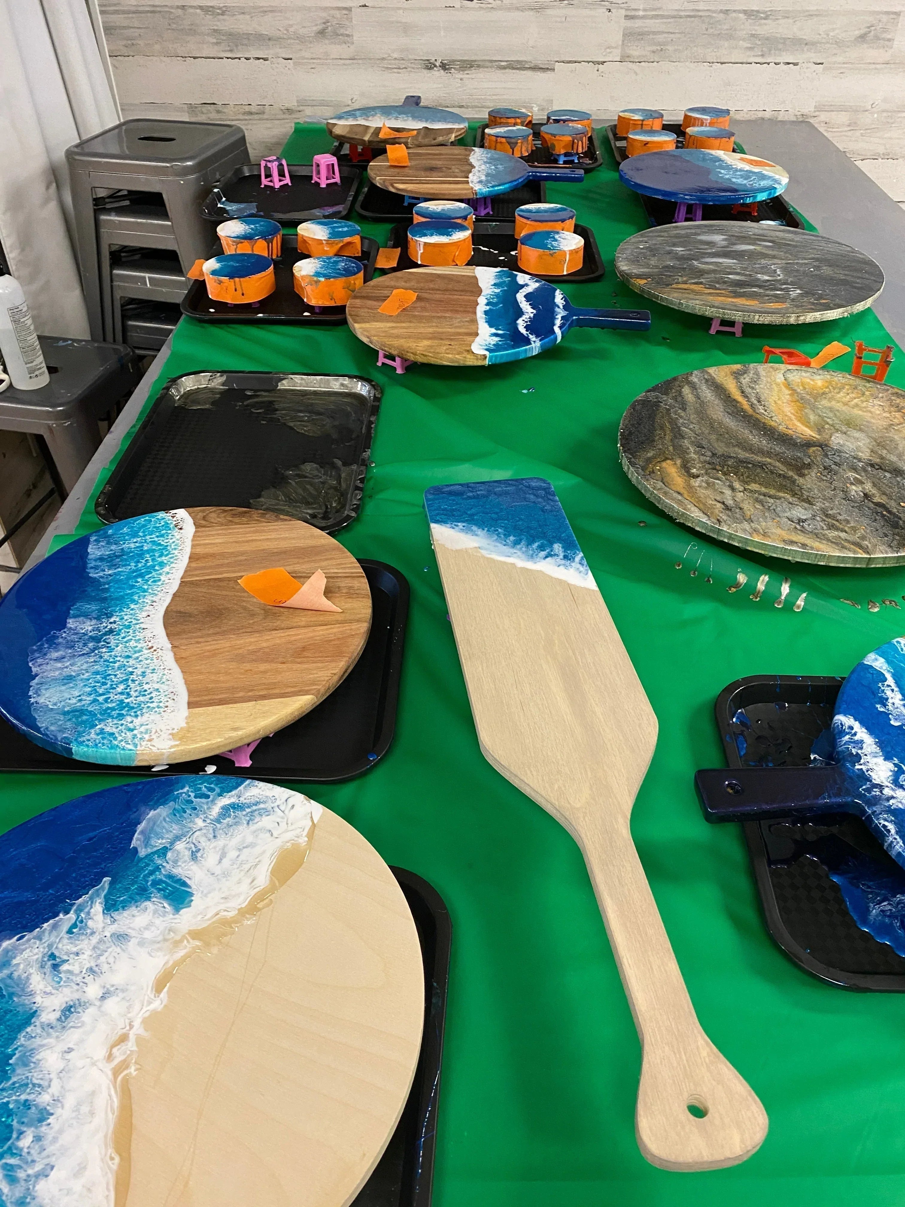 01/17/25 6:00pm Gina's Table reservation - Resin Pour @ Ronkonkoma