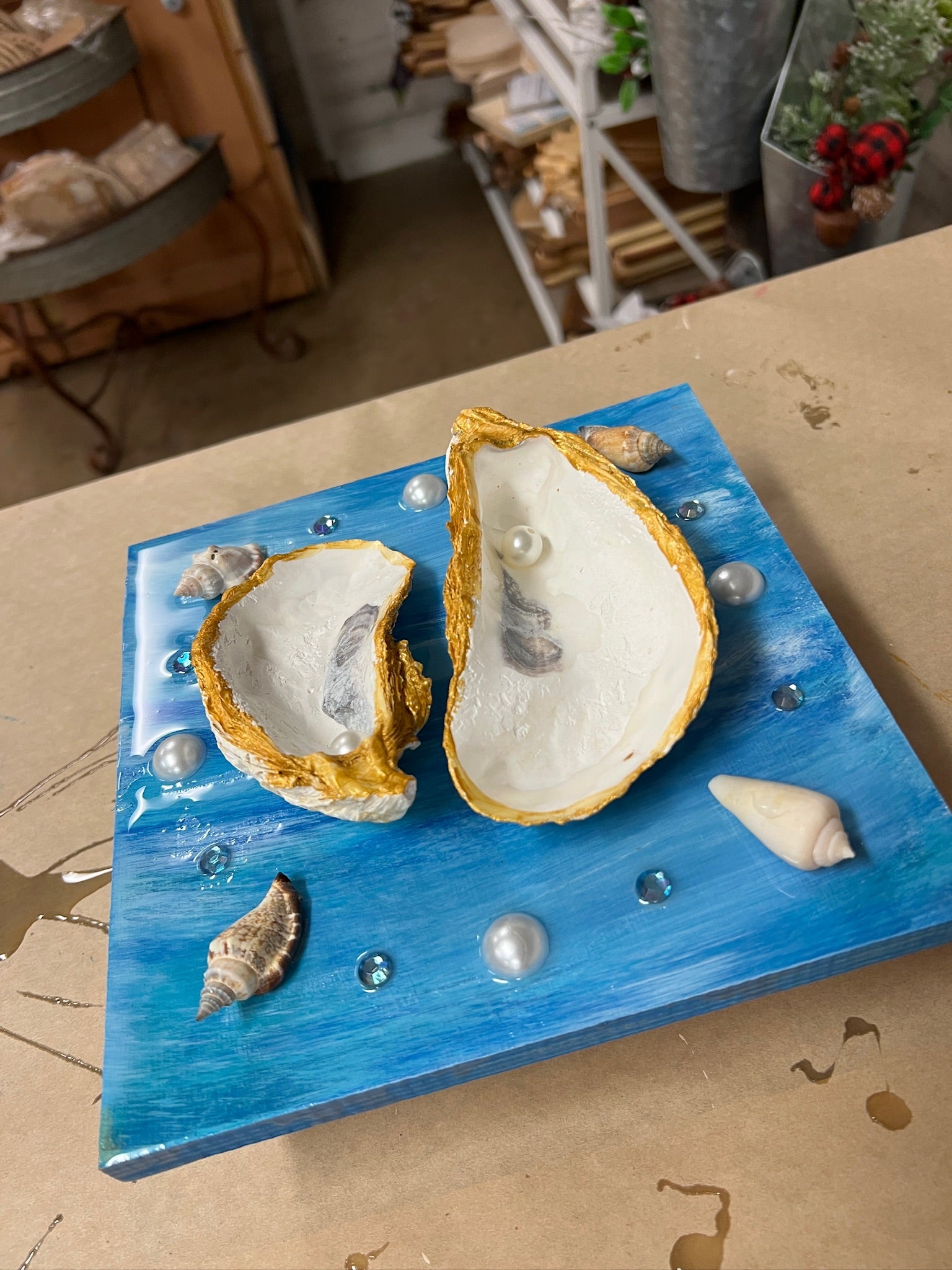 08/25/25 1:00pm Resin Shell Art