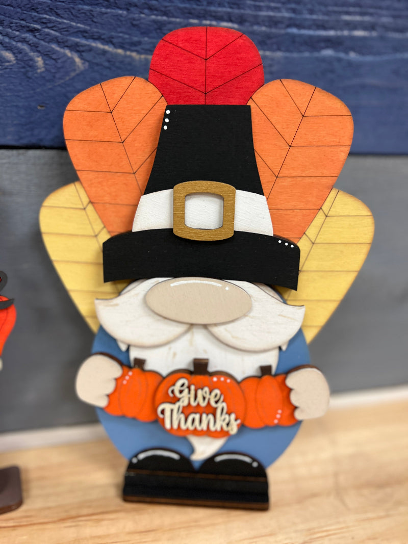 Welcome Fall & Halloween: Tabletop Decor