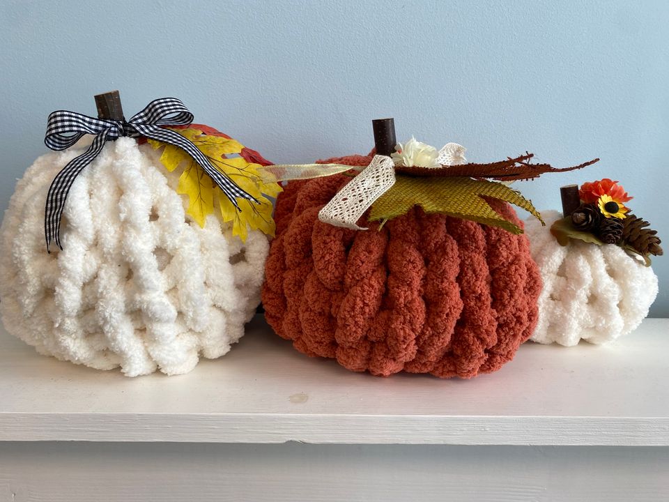 09/28/25 11:30am Cozy Knit Pumpkin Trio @ Sayville