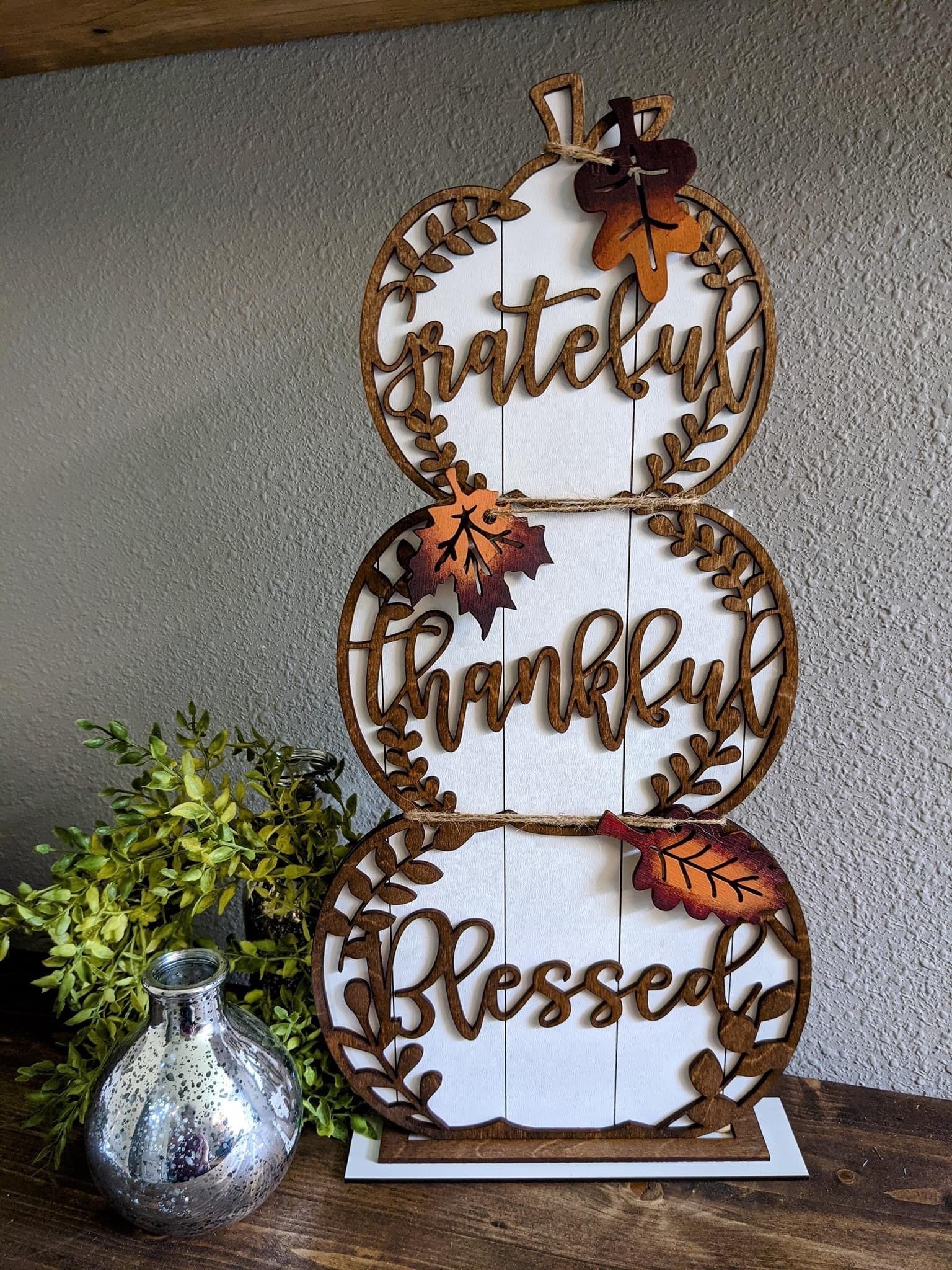 Welcome Fall & Halloween: Tabletop Decor