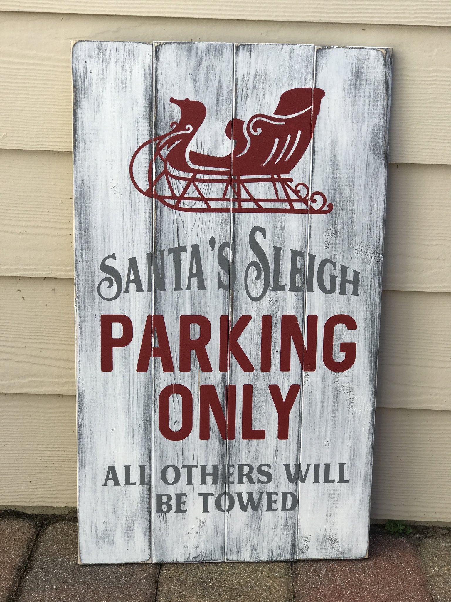 Holiday Planks & Pallets Offsite