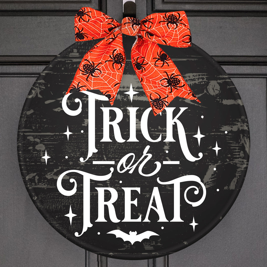 Trick Or Treat Doorhanger